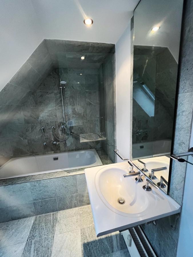 Loft-Panoramablick-Hafen & Elbe! Apartment Hamburg Luaran gambar